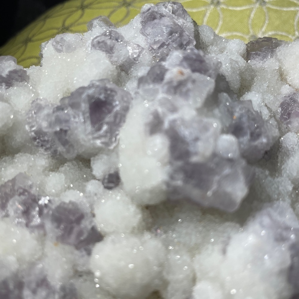 AMAZING- STRONG UV -LARGE sugar calcite with amazing baby purple cubes- 7”x4”x2” - Picture 7 of 10